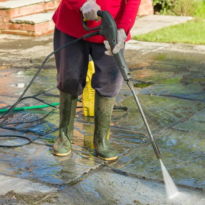Pressure Washing in Plymouth